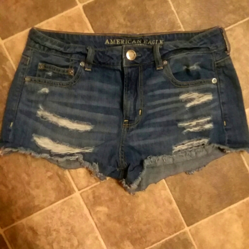 AE Tomgirl Shortie Jean Shorts/Size 4